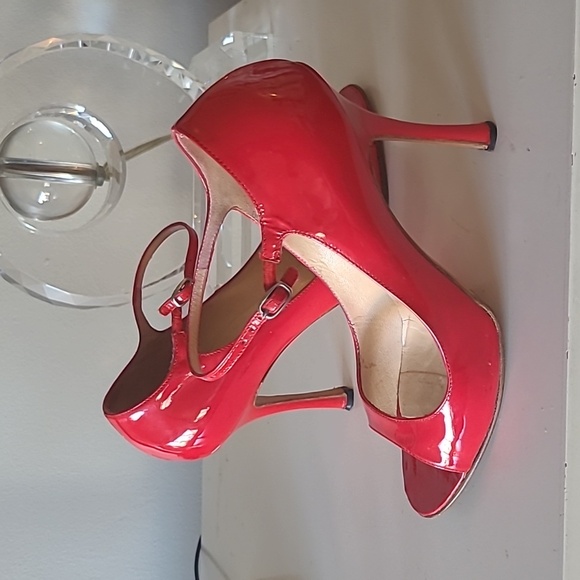 MANOLO BLAHNIK Red Heels - Picture 7 of 13